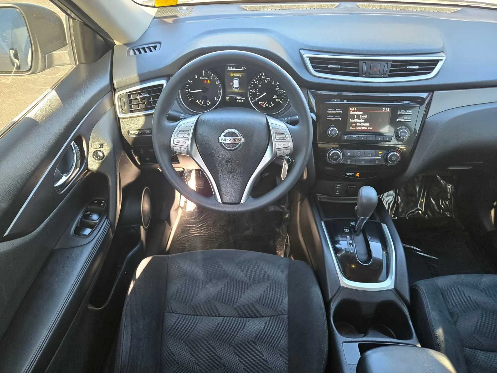 Used 2016  Nissan SV image 10