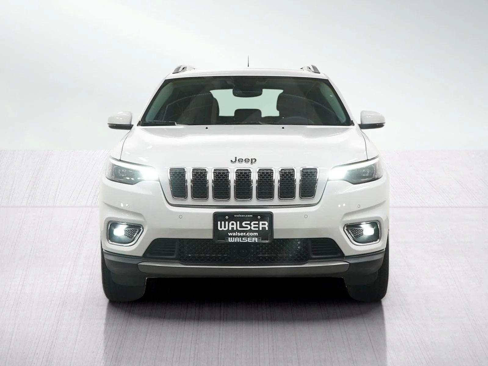 Used 2019 Bright White Clearcoat Jeep Limited image 8