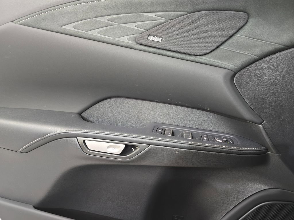 2026 Lexus RX 450h+ Luxury - Photo 27