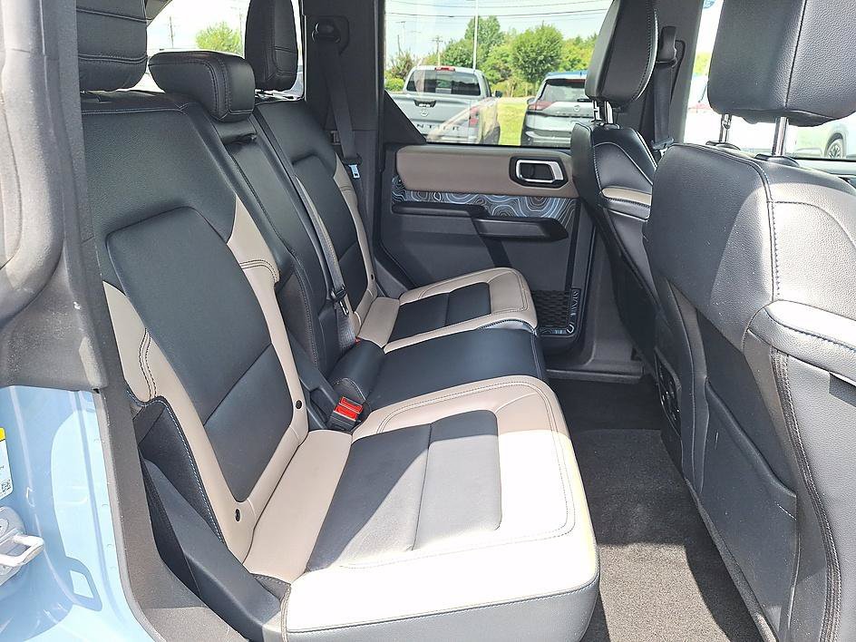 Used 2024 Azure Gray Metallic Ford Wildtrak image 22