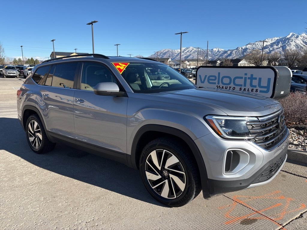 2024 Volkswagen Atlas SE w/Tech