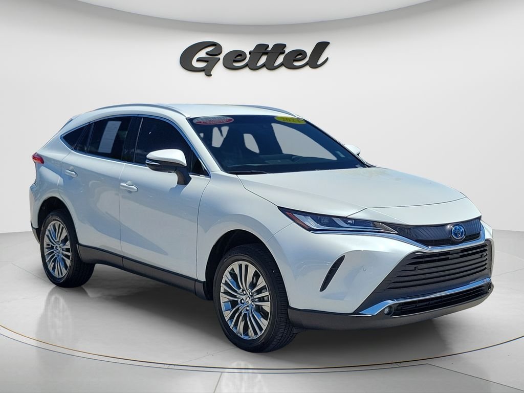 Certified Used 2024 Beige Toyota XLE image 3