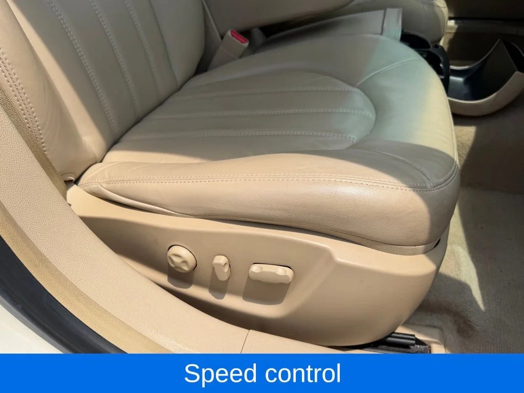 Used 2011 Beige Buick CXL image 16