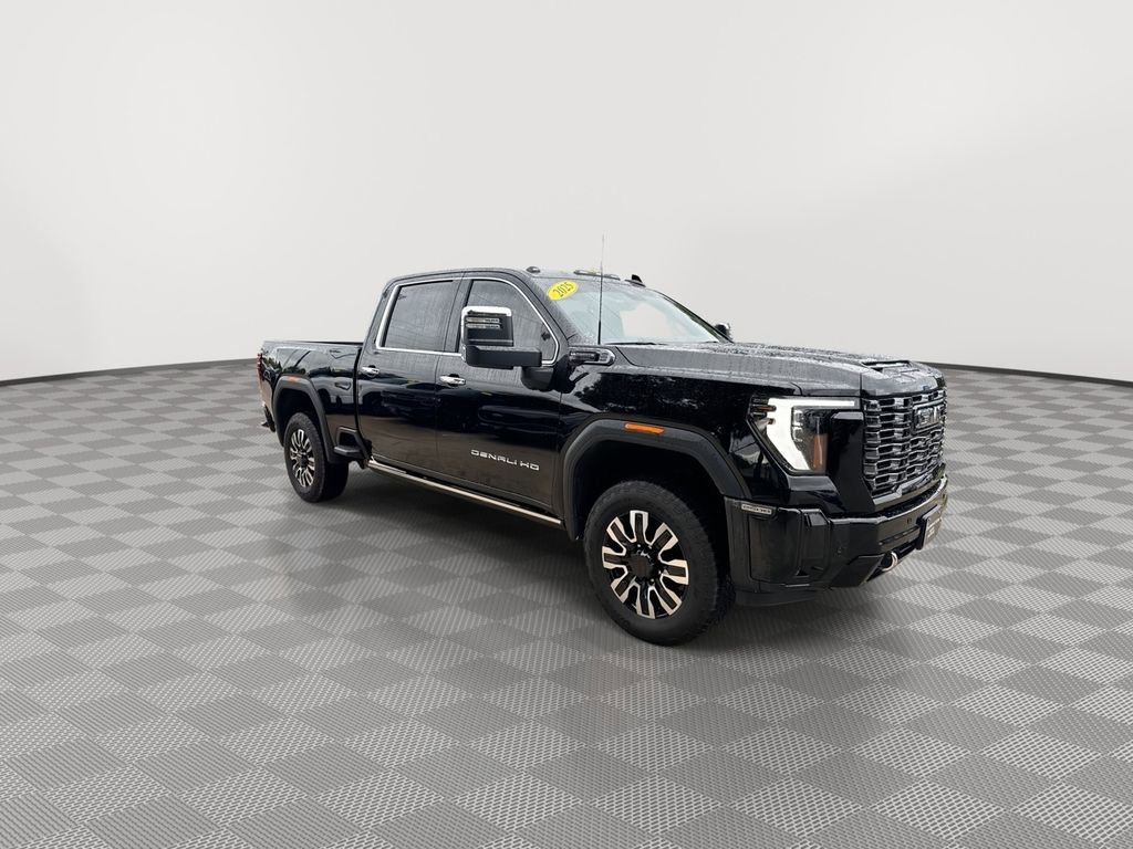 Used 2025 Onyx Black GMC Denali Ultimate image 2