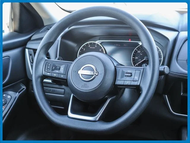 Used 2024 Gray Nissan S image 17