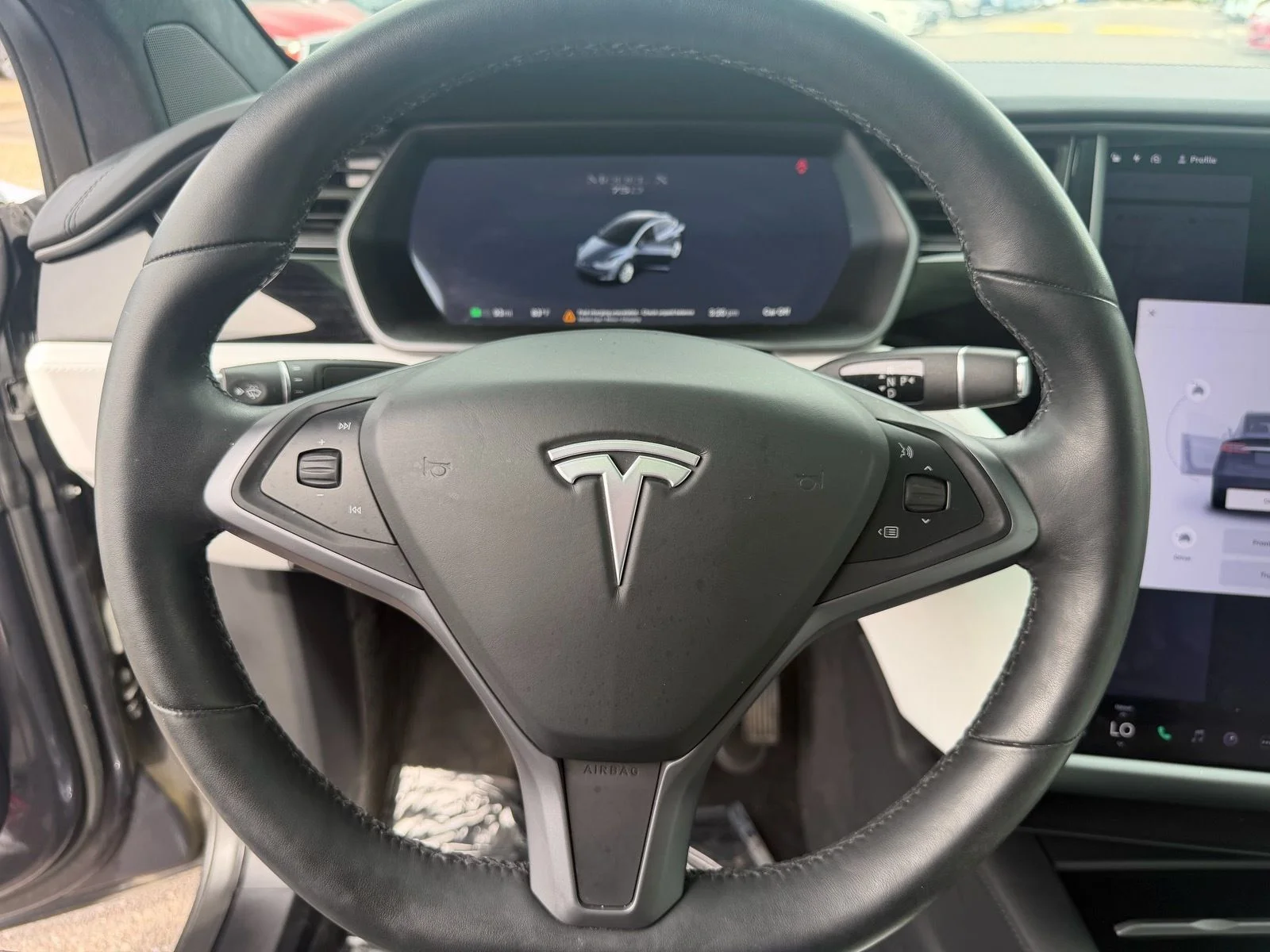 Used 2018 Gray Tesla  image 18