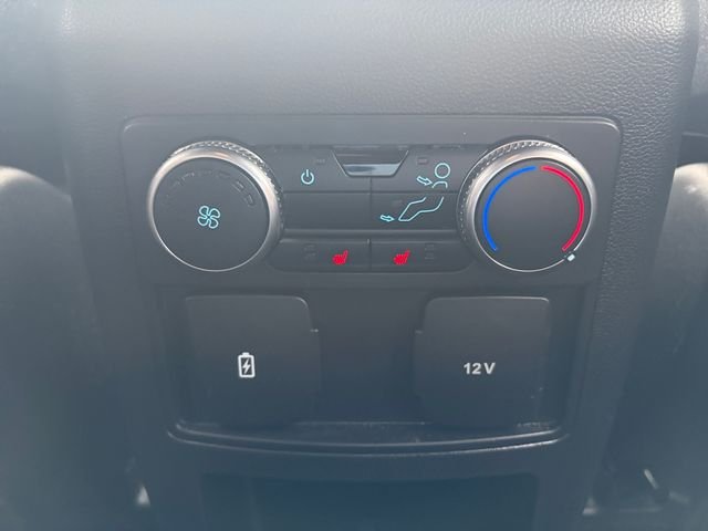 Used 2020 Brown Ford XLT image 19