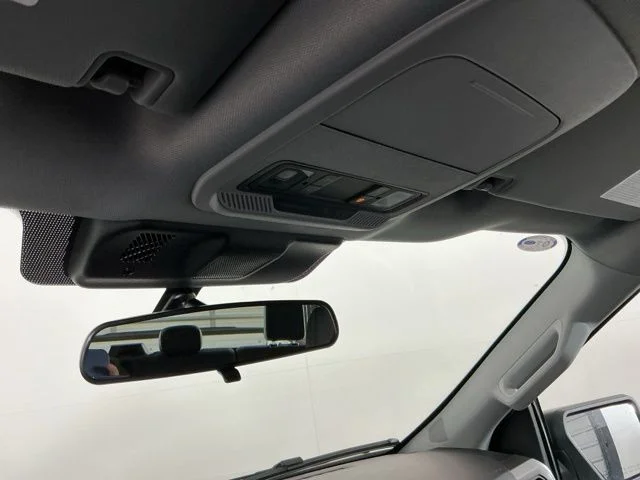 New 2026 Oxford White Ford XLT image 20