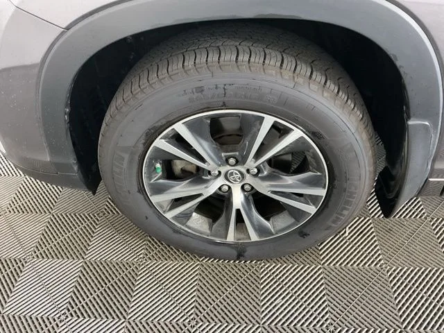 Used 2017 Predawn Gray Mica Toyota LE Plus image 9
