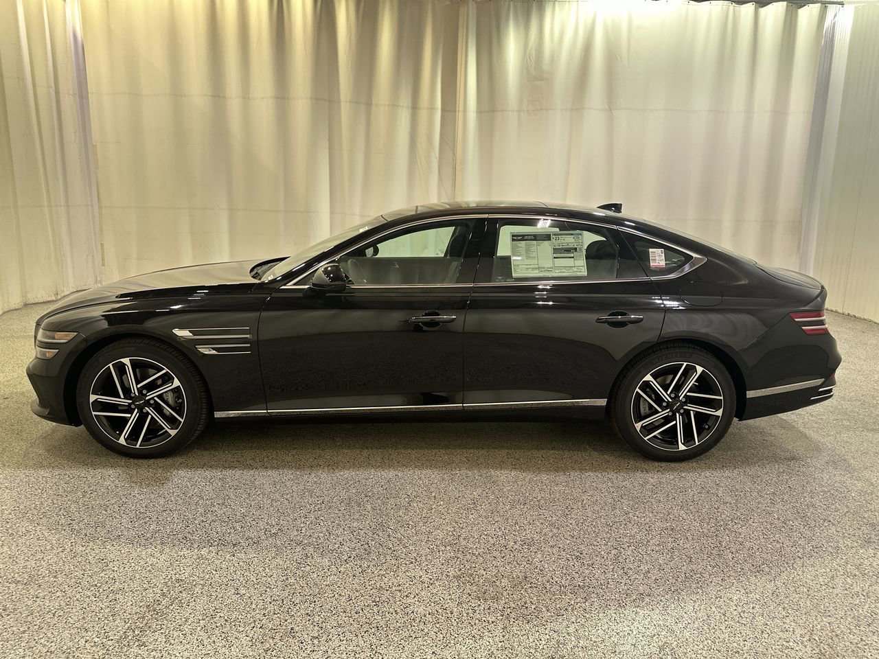 2026 GENESIS G80 Advanced - Photo 6