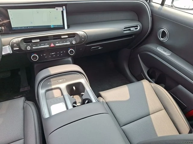 New 2026 White Hyundai SEL image 11