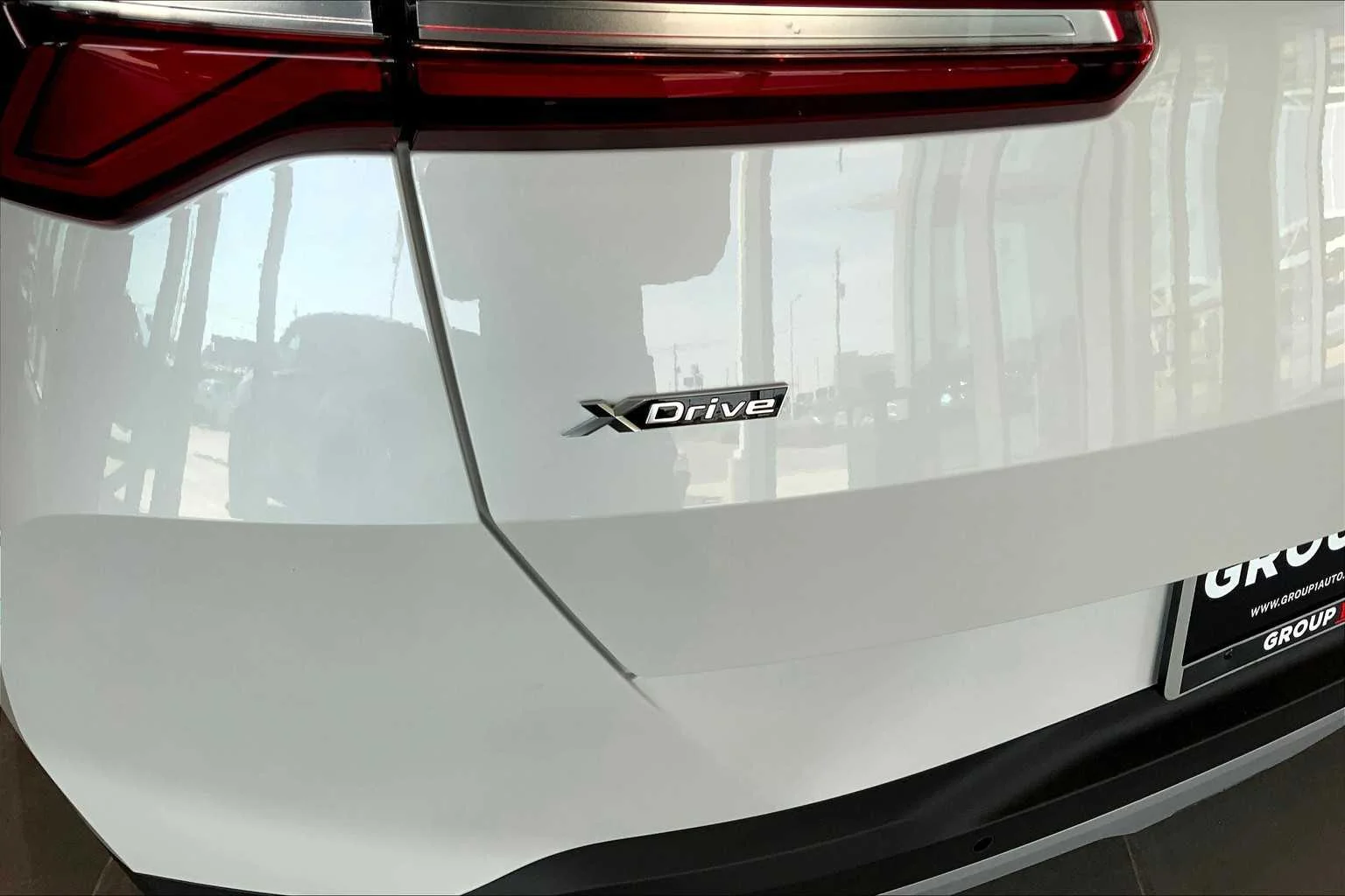 New 2026 Mineral White Metallic BMW 30 xDrive image 15