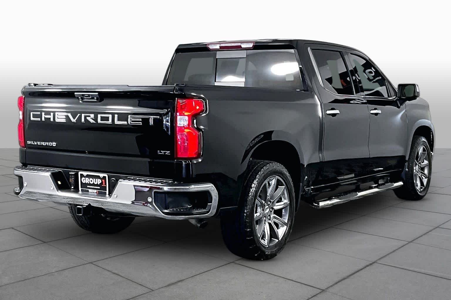 Used 2022 Black Chevrolet LTZ image 12