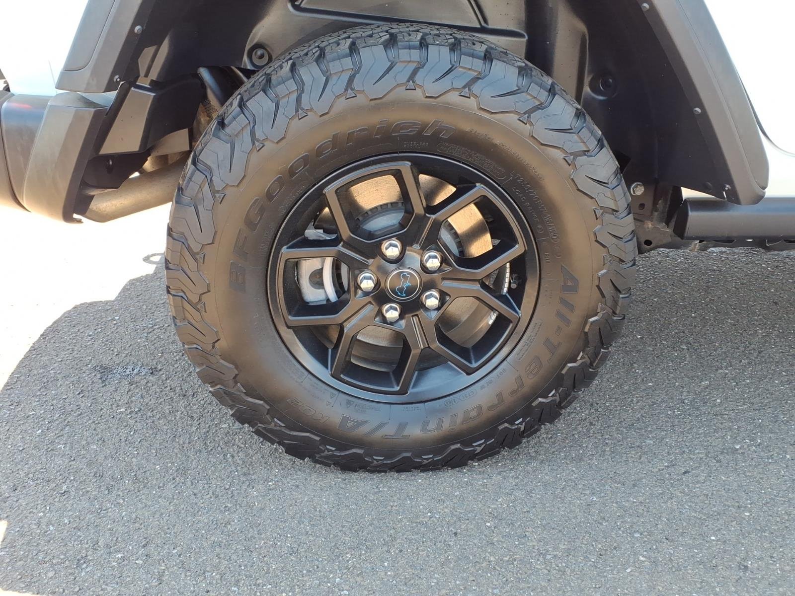 Used 2024 White Jeep Willys 4xe image 10