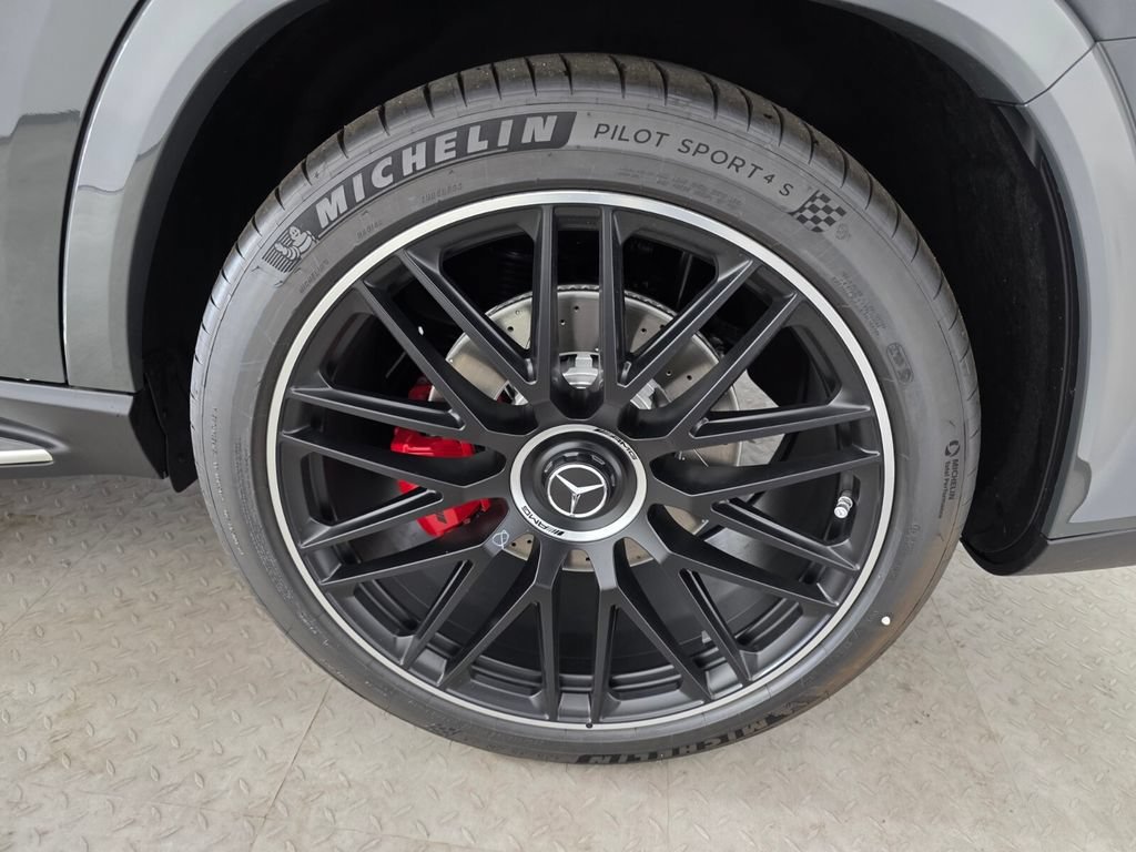 New 2026 MANUFAKTUR Silicon Grey Mercedes-Benz AMG® GLS 63 4MATIC+ SUV image 36