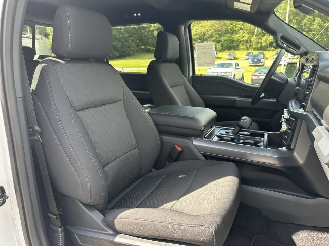New 2026 Oxford White Ford XLT image 34