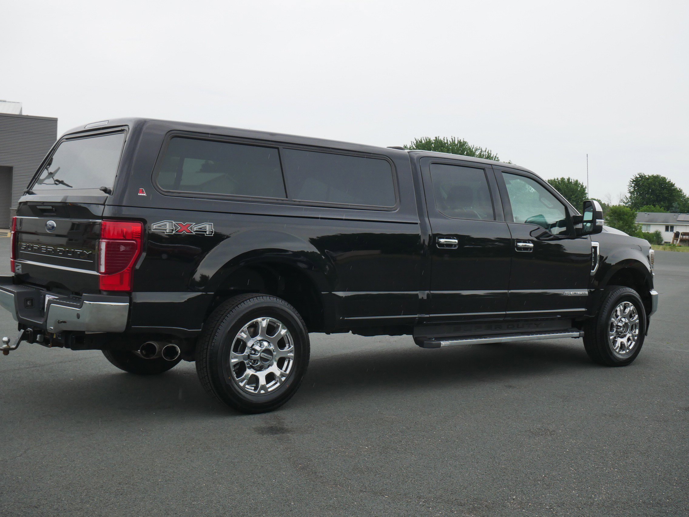 Used 2021 Black Ford LARIAT image 5