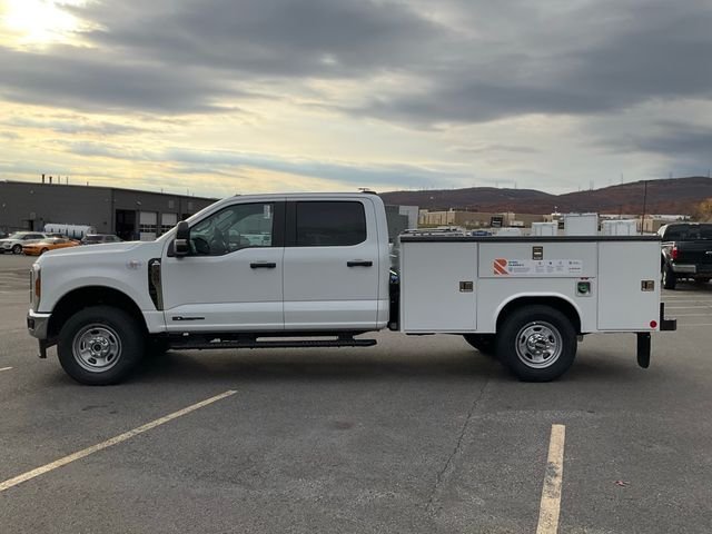 New 2026 Oxford White Ford F-350® XL image 33