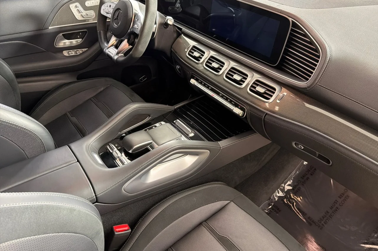 Certified Used 2022 Obsidian Black Metallic Mercedes-Benz AMG® GLE 53 image 15