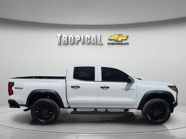 New 2026 Summit White Chevrolet Trail Boss image 6