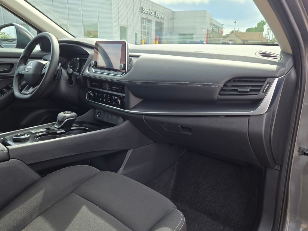 Certified Used 2025 Gray Nissan S image 7