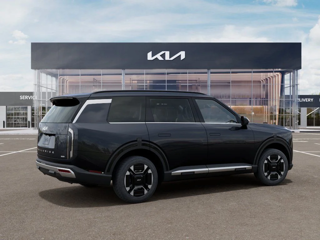 New 2027 Gray Kia EX image 6