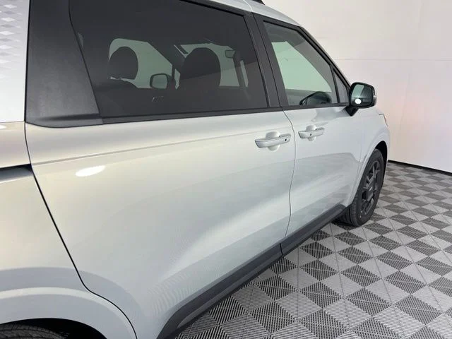 New 2027 White Kia EX image 9