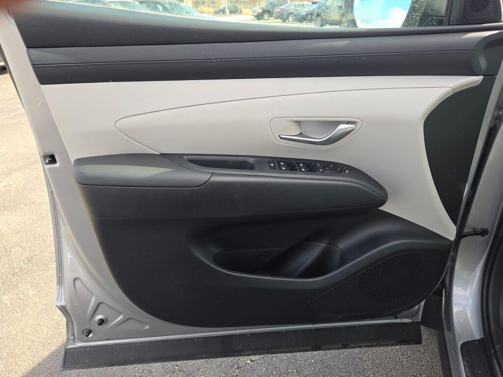 New 2026 Silver Hyundai SEL AWD image 21