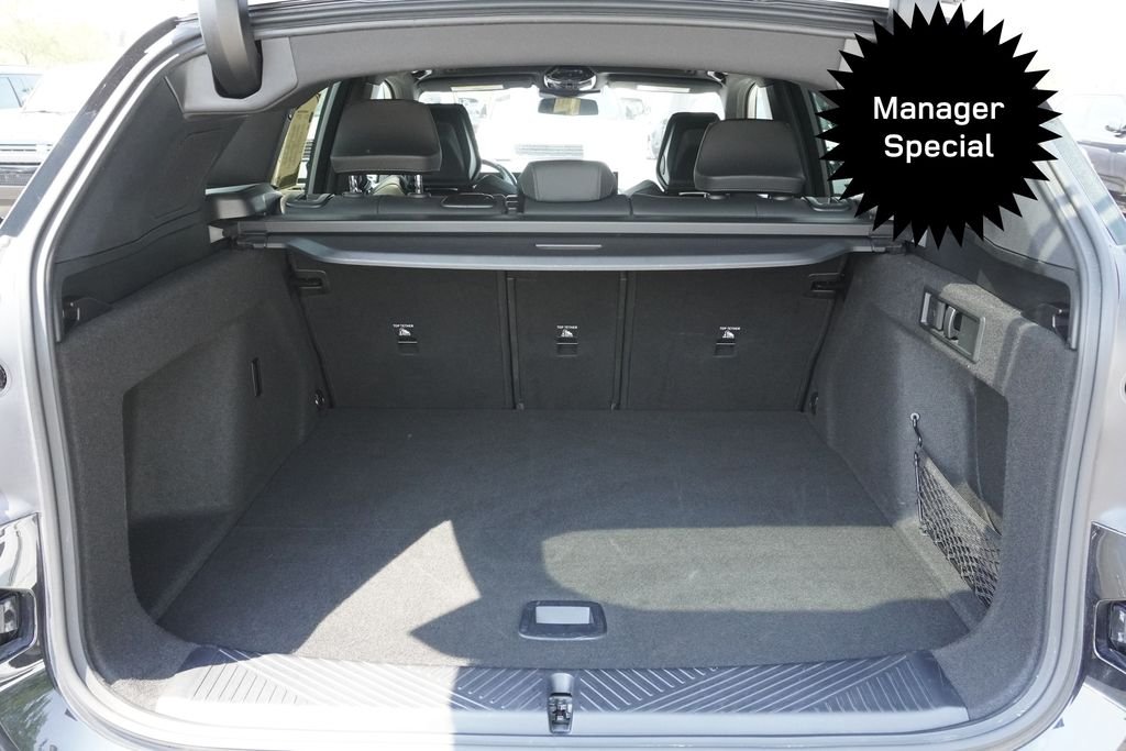Used 2026 Black BMW M50 xDrive image 31
