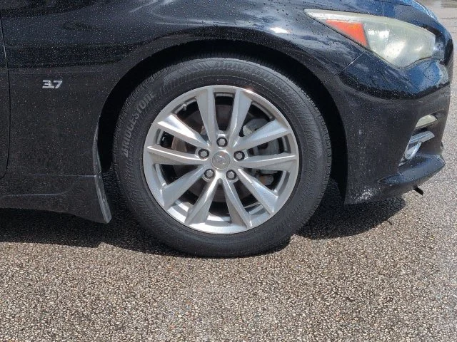 Used 2014 Black INFINITI Premium image 11