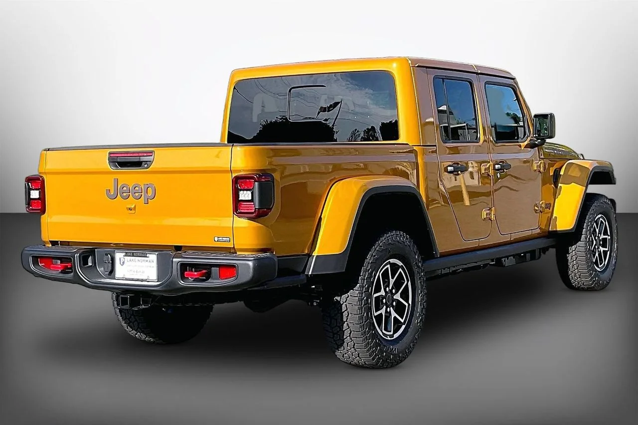 New 2026 Goldilocks (DISC) Jeep Rubicon image 8