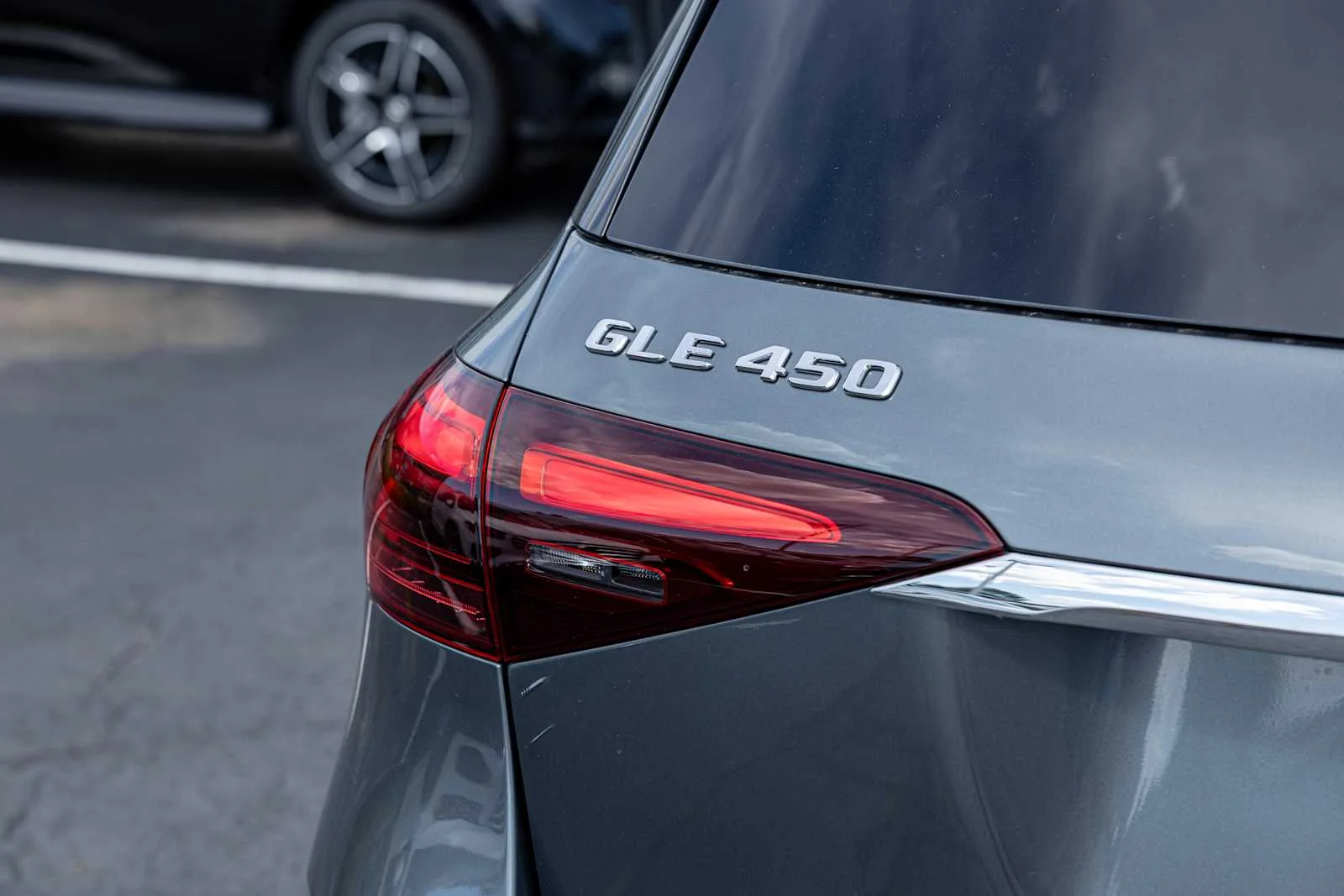 New 2026 Selenite Grey Metallic Mercedes-Benz GLE 450 image 35