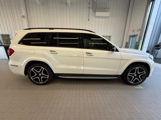 Used 2017  Mercedes-Benz GLS 550 image 2