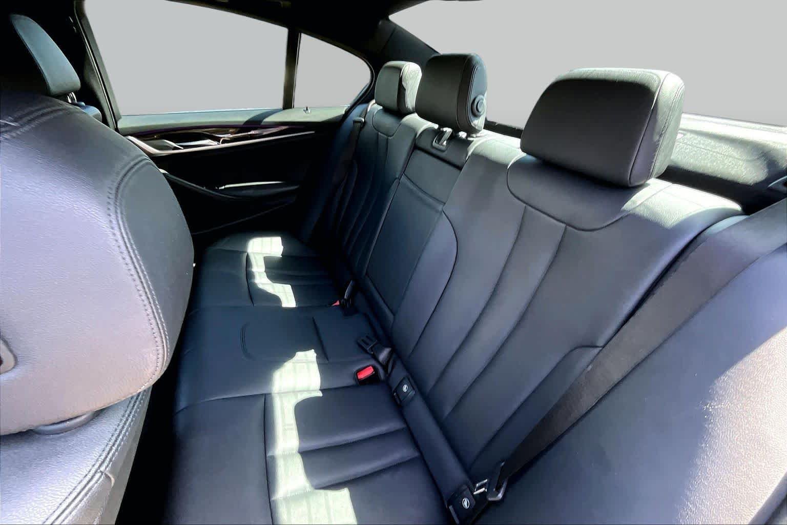 Used 2018 Jet Black BMW 530i image 23