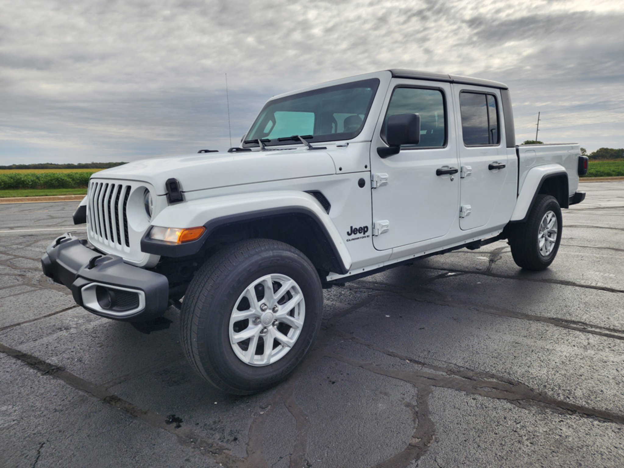 2023 Jeep Gladiator