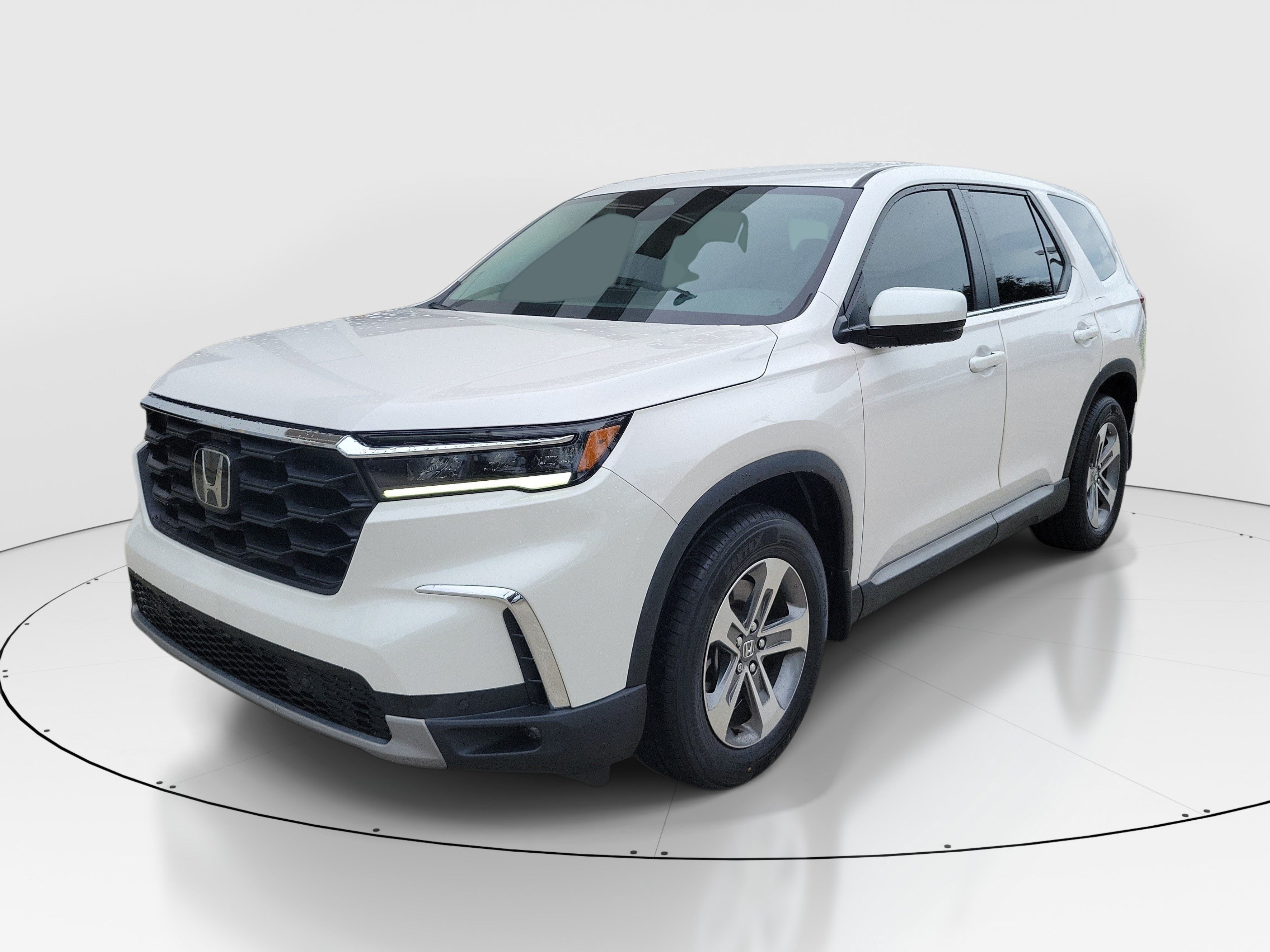 Used 2024 Platinum White Pearl Honda EX-L image 3