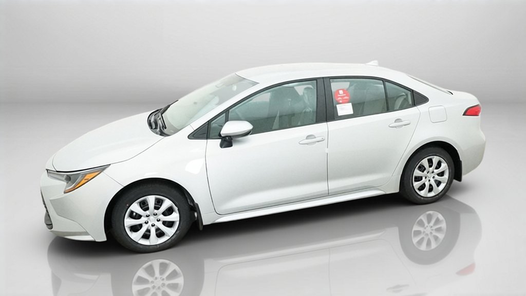 New 2027 Classic Silver Metallic Toyota LE image 3