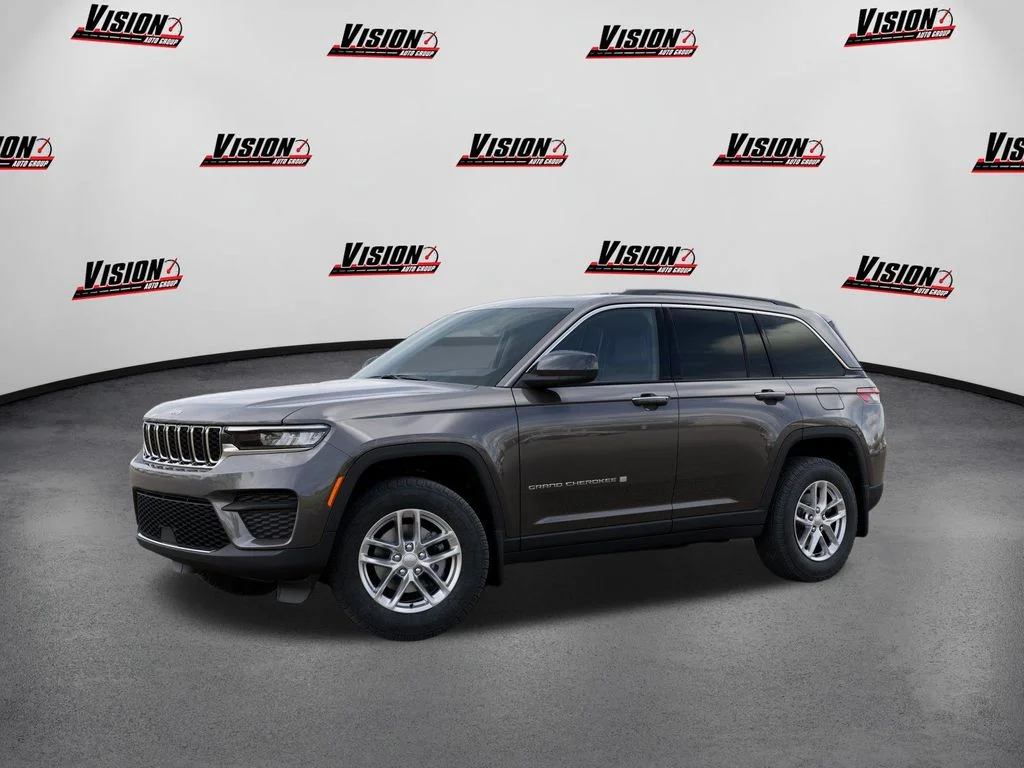 New 2025 Gray Jeep Laredo X image 2