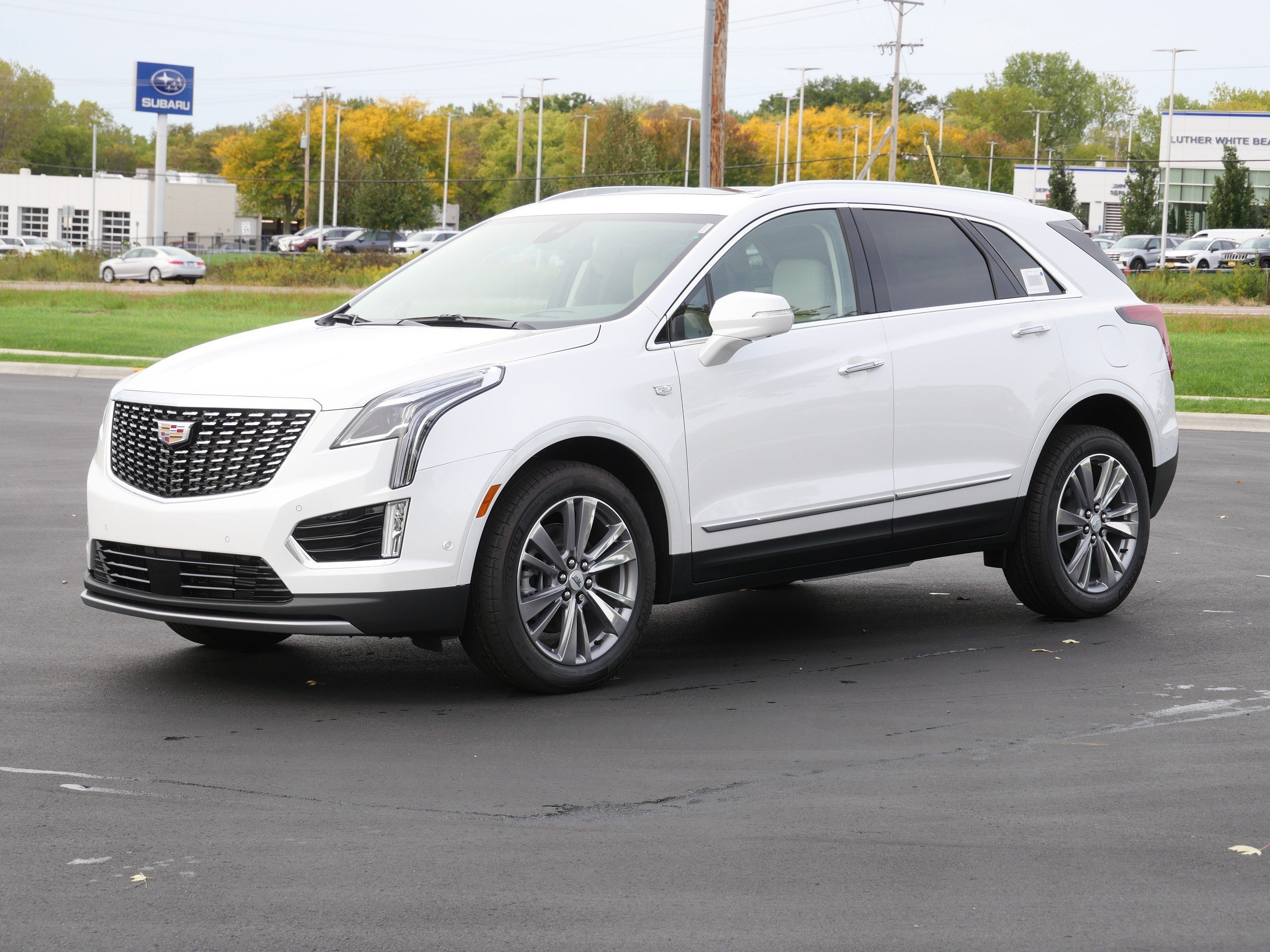 2026 Cadillac XT5 Premium Luxury - Photo 3
