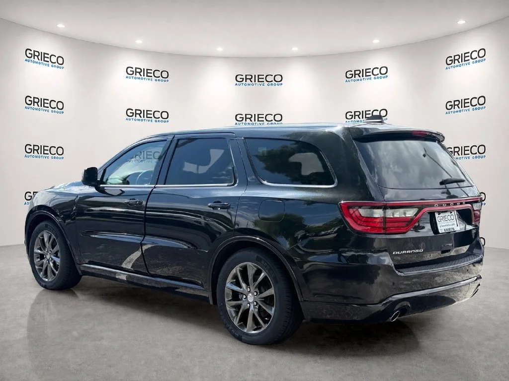 Used 2014 Black Dodge SXT image 5
