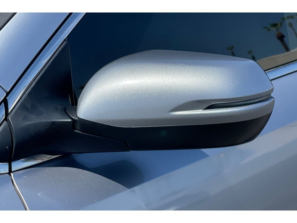 Certified Used 2021 Lunar Silver Metallic Honda EX image 12