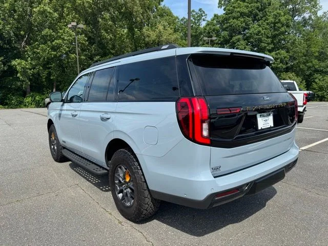 Used 2025 Gray Ford Tremor image 6