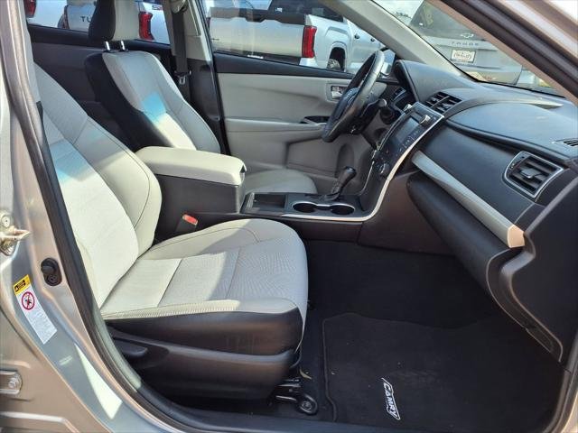 Certified Used 2017 CELESTIAL SILVER Toyota  image 17