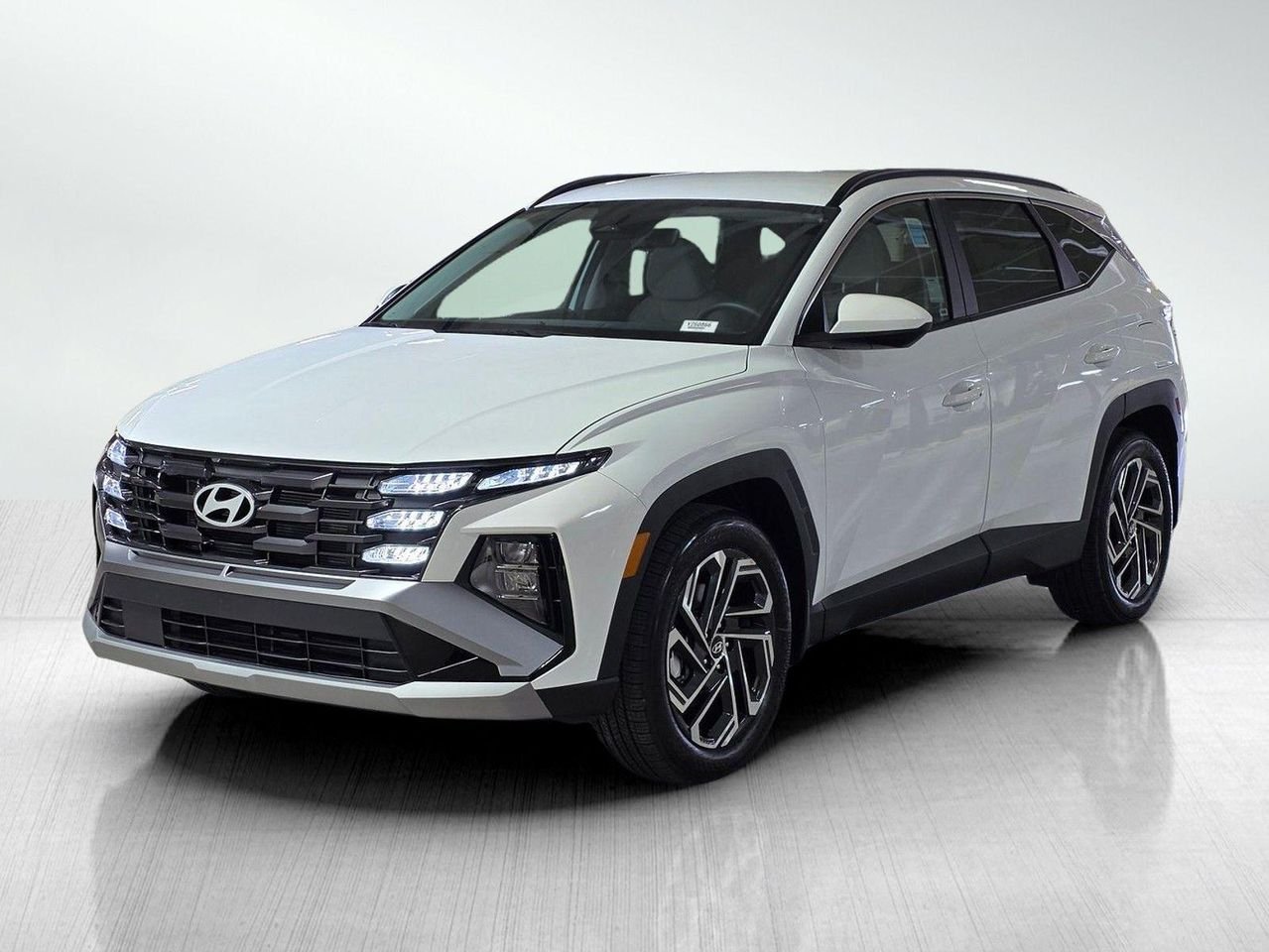 New 2026 White Pearl Hyundai SEL Plus FWD image 3