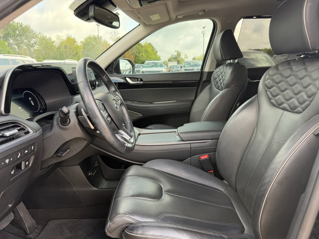 Used 2021 Becketts Black Hyundai Limited image 10