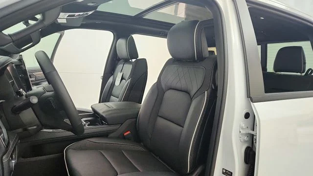 2026 RAM 1500 Limited - Photo 13