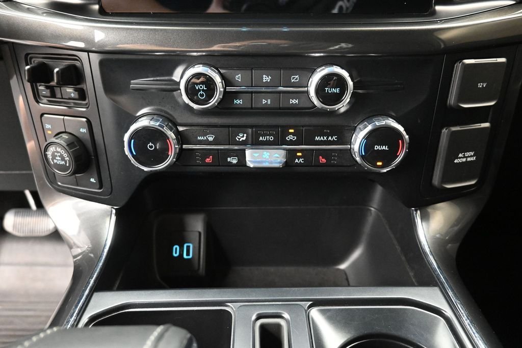 Used 2023 White Ford XLT image 28