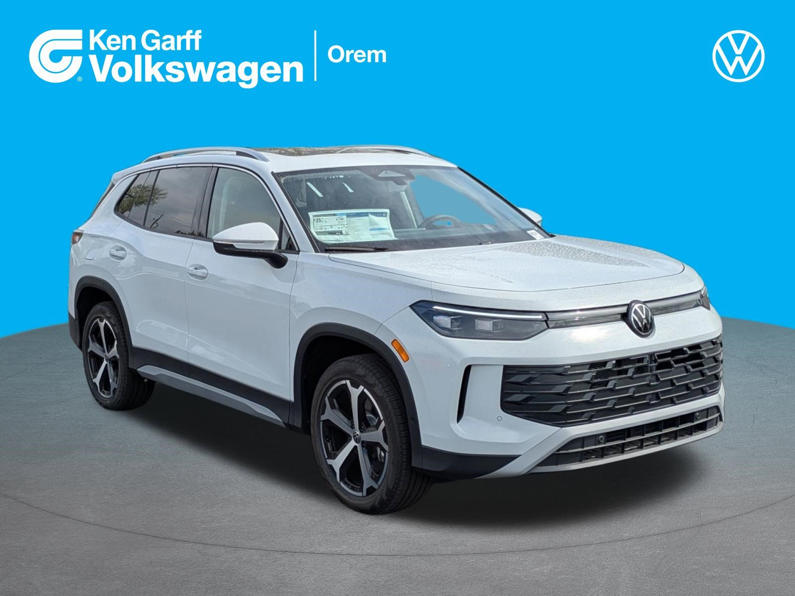 2026 Volkswagen Tiguan 2.0T SE 4Motion's photo