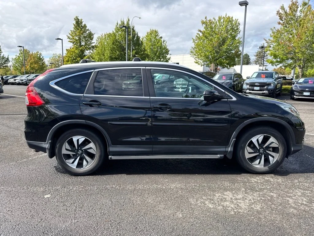 Used 2016 Crystal Black Pearl Honda Touring image 8