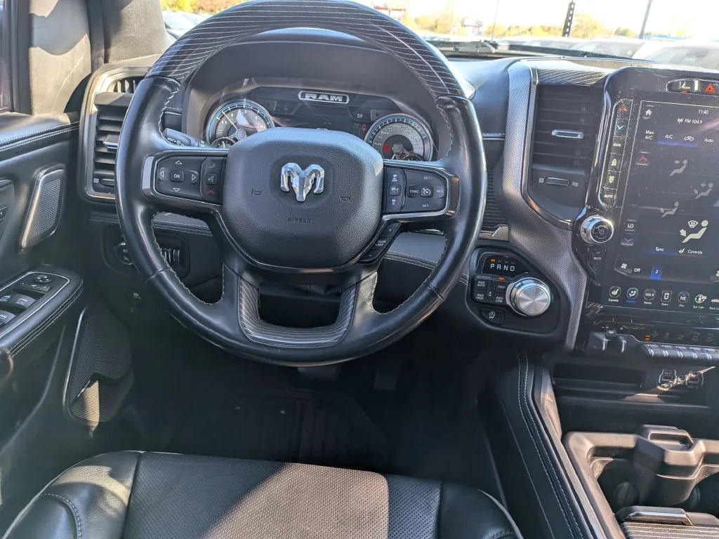 Used 2021 Diamond Black Ram Limited image 11